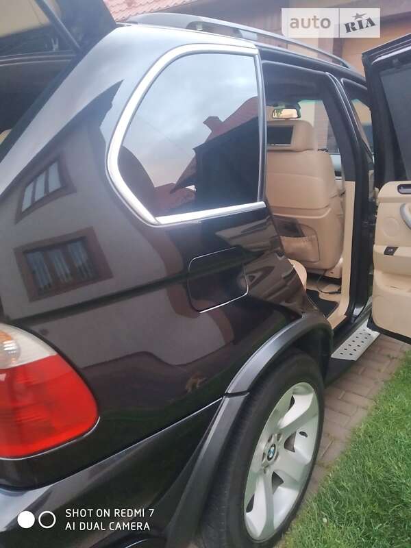 Позашляховик / Кросовер BMW X5 2005 в Чернівцях