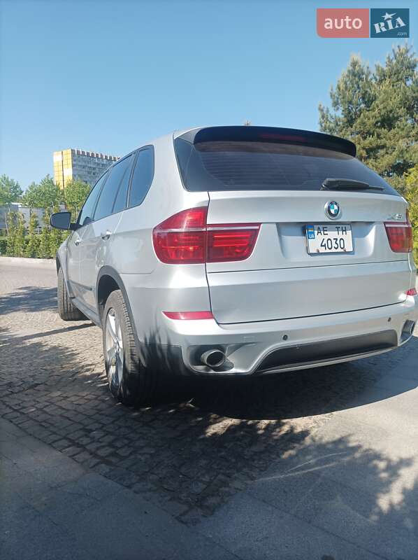Позашляховик / Кросовер BMW X5 2011 в Синельниковому