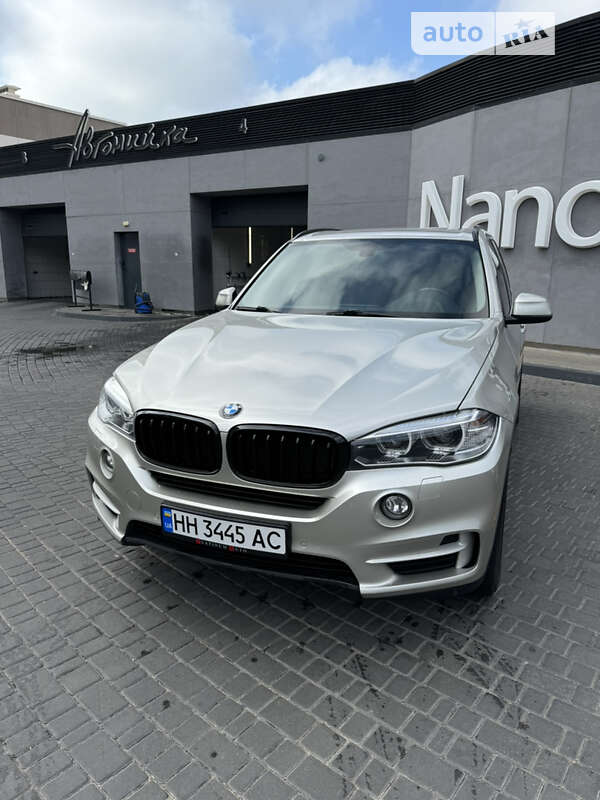 Внедорожник / Кроссовер BMW X5 2015 в Одессе