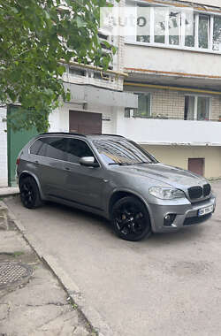 Позашляховик / Кросовер BMW X5 2010 в Рівному