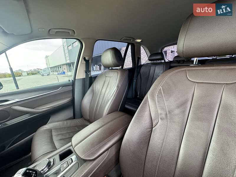 Позашляховик / Кросовер BMW X5 2015 в Львові