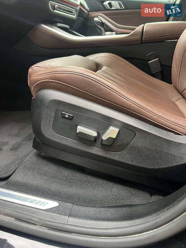 Позашляховик / Кросовер BMW X5 2022 в Львові