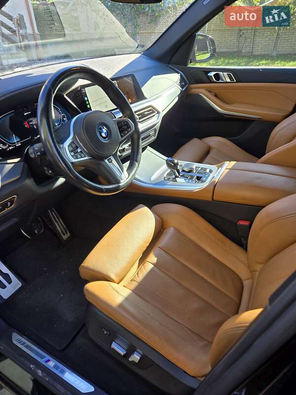 Позашляховик / Кросовер BMW X5 2022 в Чернівцях