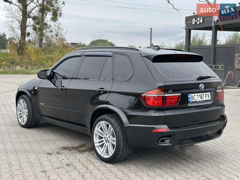 Позашляховик / Кросовер BMW X5 2010 в Львові