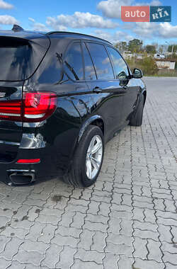 Позашляховик / Кросовер BMW X5 2017 в 