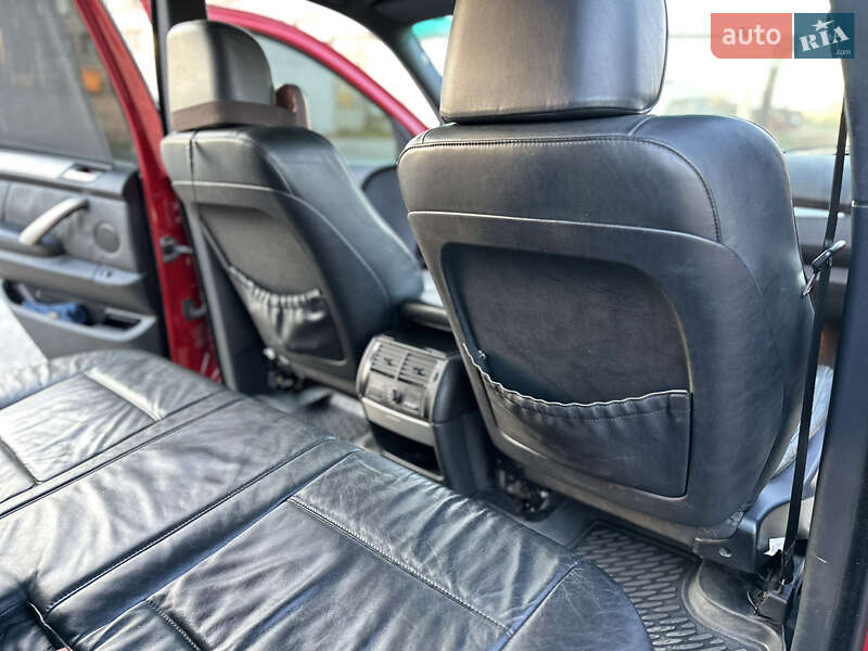 Позашляховик / Кросовер BMW X5 2003 в Чернівцях