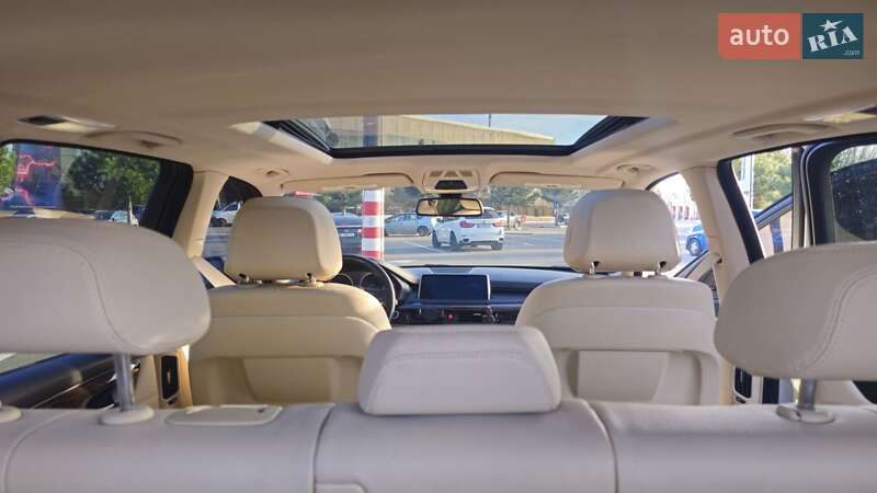 Внедорожник / Кроссовер BMW X5 2015 в Одессе