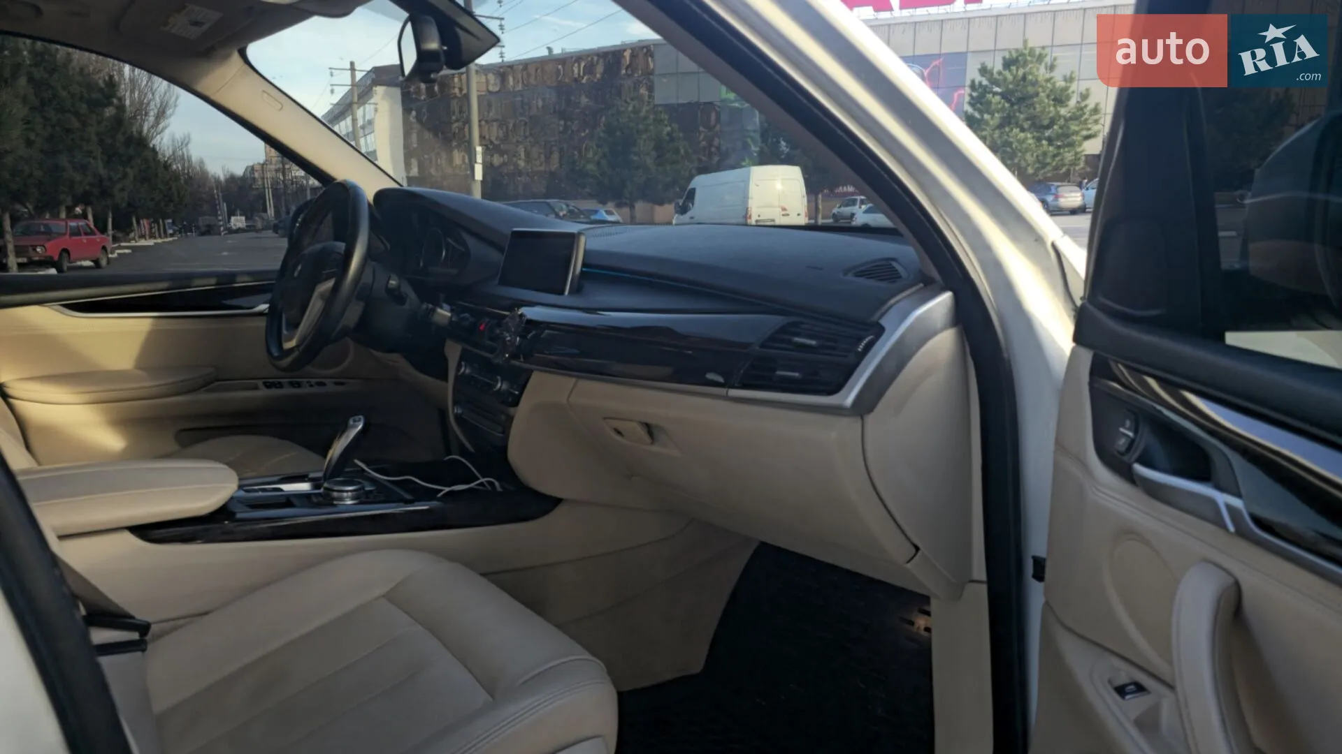 2015 BMW X5 - мініатюра 28