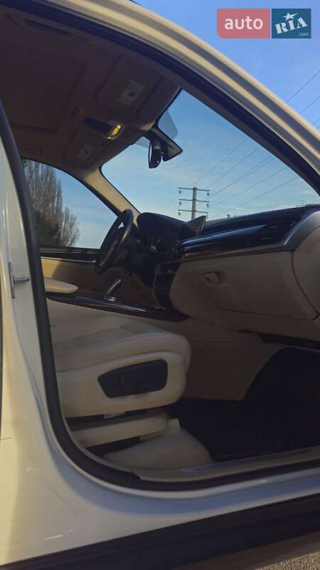 Внедорожник / Кроссовер BMW X5 2015 в Одессе