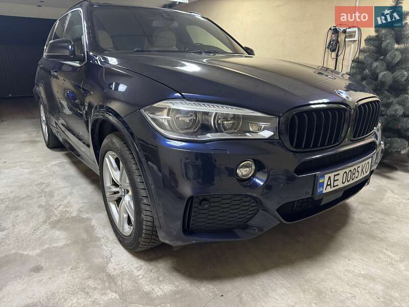 Внедорожник / Кроссовер BMW X5 2016 в Покрове