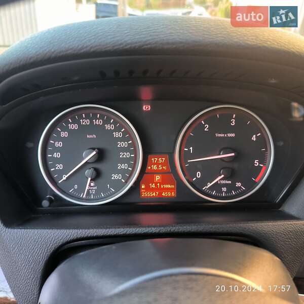 Внедорожник / Кроссовер BMW X5 2013 в Ужгороде