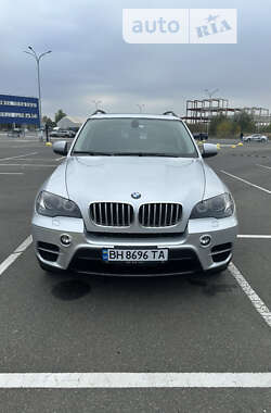 Внедорожник / Кроссовер BMW X5 2010 в Киеве