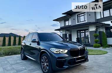 Внедорожник / Кроссовер BMW X5 2021 в Луцке