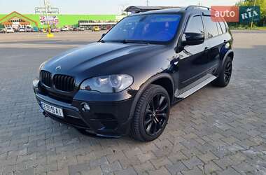 Внедорожник / Кроссовер BMW X5 2010 в Черновцах