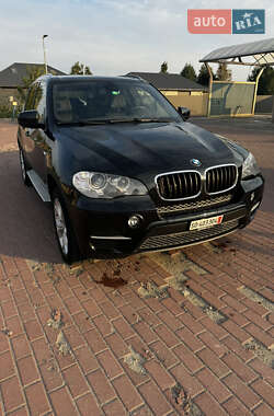 Внедорожник / Кроссовер BMW X5 2011 в Рокитном