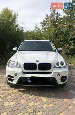 Внедорожник / Кроссовер BMW X5 2013 в Хмельницком