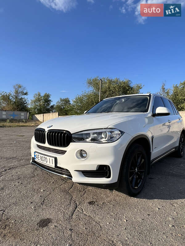 Внедорожник / Кроссовер BMW X5 2017 в Днепре