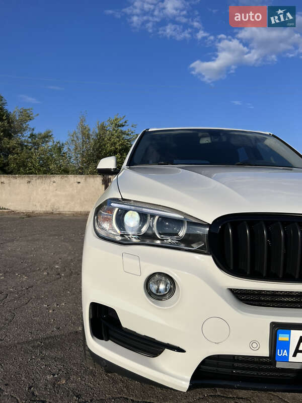 Внедорожник / Кроссовер BMW X5 2017 в Днепре
