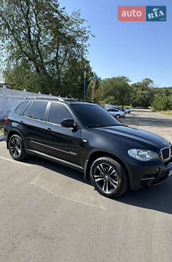 Позашляховик / Кросовер BMW X5 2013 в Прилуках