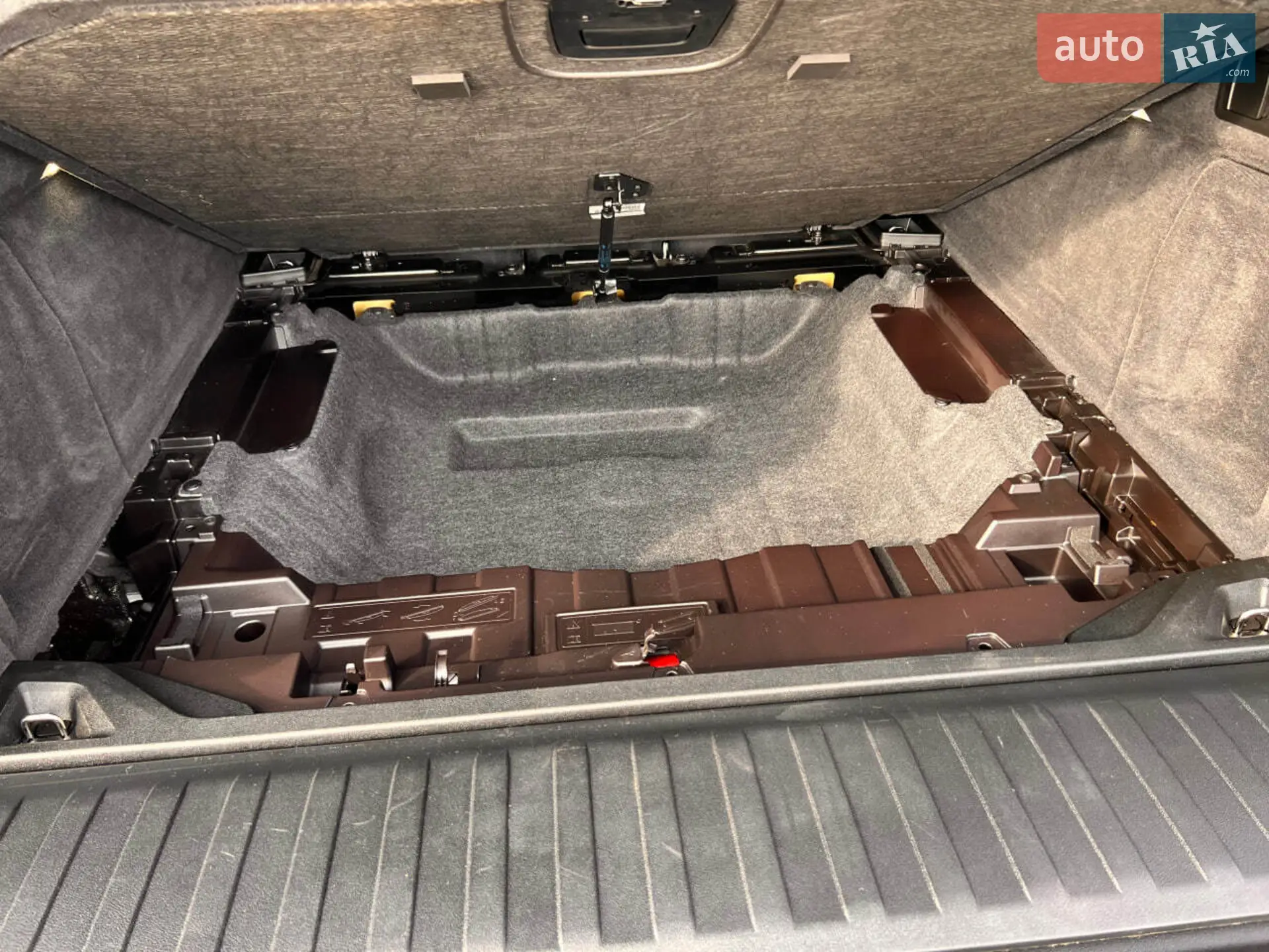 2019 BMW X5 - мініатюра 10