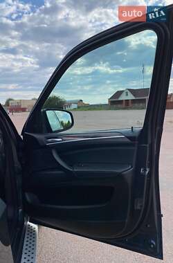 Внедорожник / Кроссовер BMW X5 2012 в 