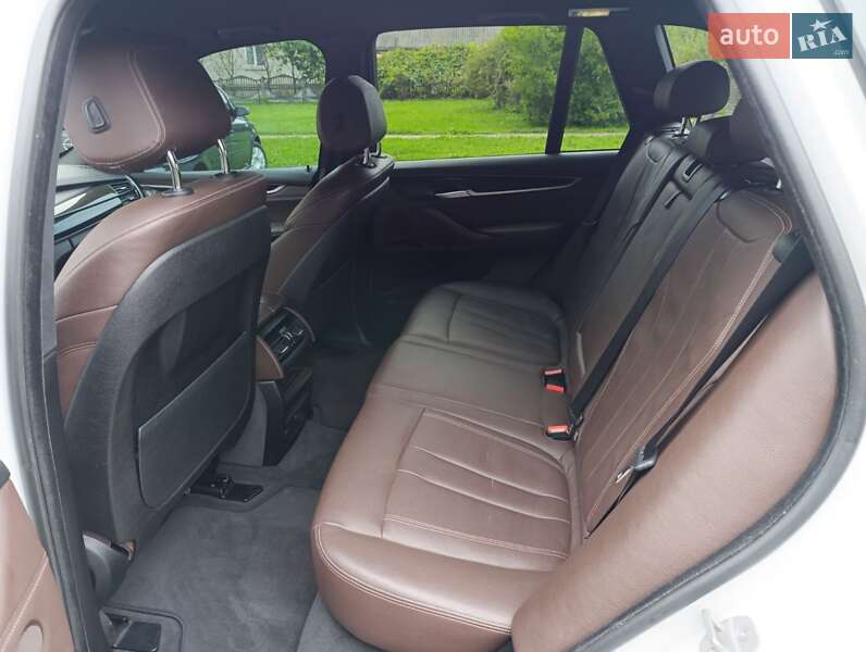 Внедорожник / Кроссовер BMW X5 2015 в Коломые