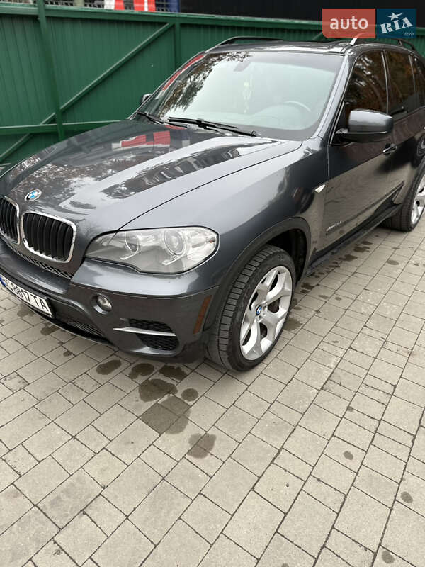 Внедорожник / Кроссовер BMW X5 2012 в Львове