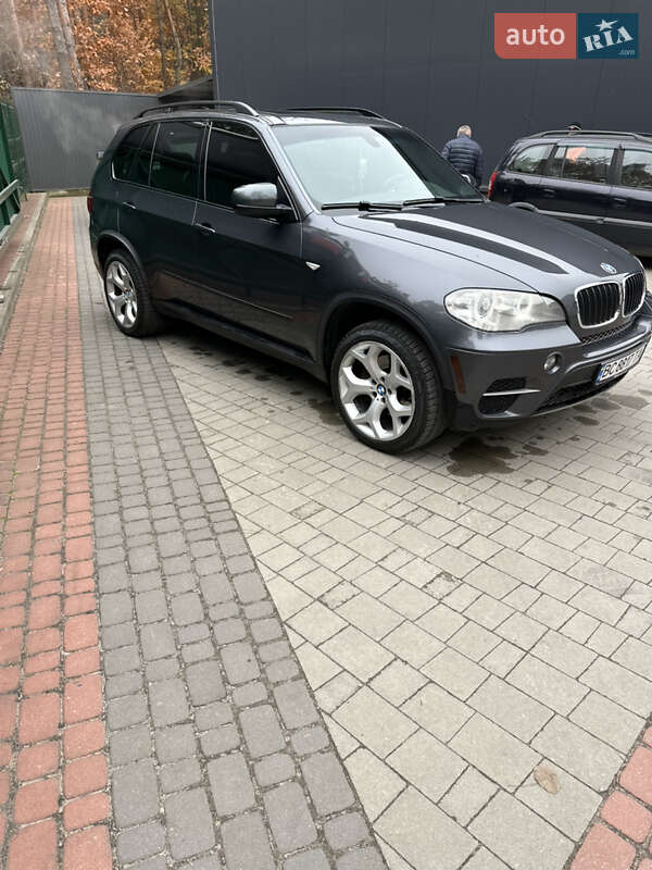 Внедорожник / Кроссовер BMW X5 2012 в Львове