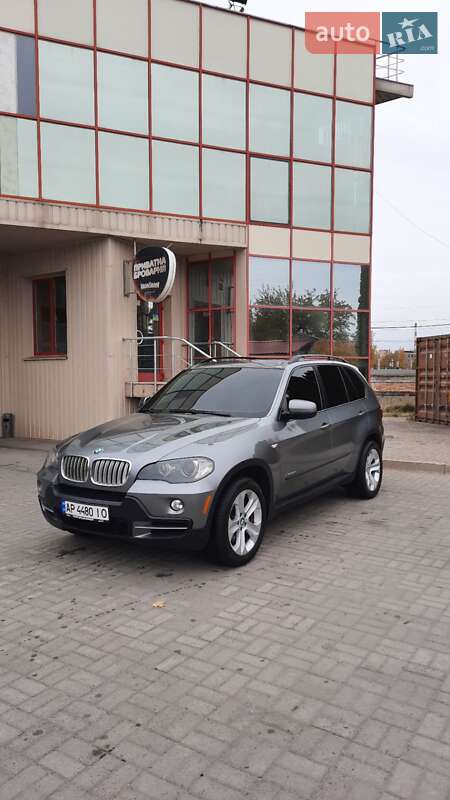 Внедорожник / Кроссовер BMW X5 2010 в Запорожье