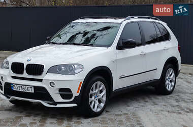 Позашляховик / Кросовер BMW X5 2013 в Чернівцях