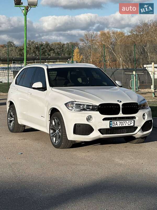 Внедорожник / Кроссовер BMW X5 2016 в Александрие