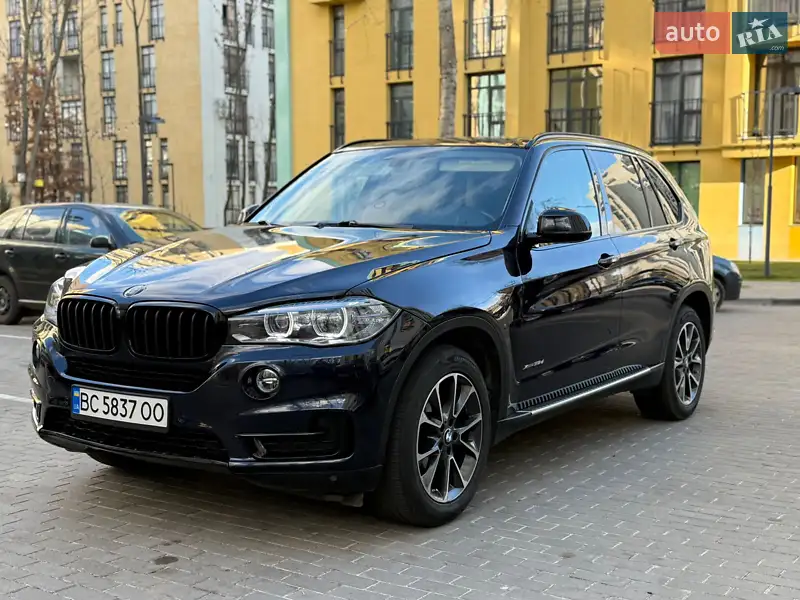 Внедорожник / Кроссовер BMW X5 2015 в 