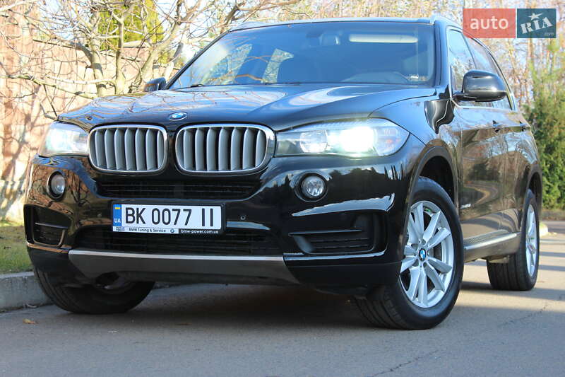 Внедорожник / Кроссовер BMW X5 2015 в Ровно