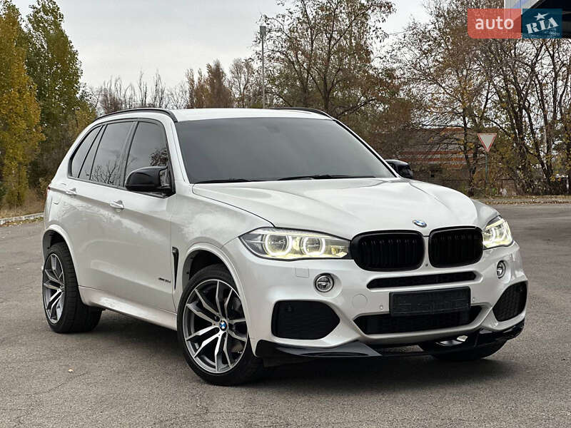 Позашляховик / Кросовер BMW X5 2014 в Дніпрі