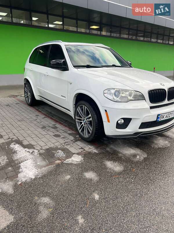 Позашляховик / Кросовер BMW X5 2012 в Києві