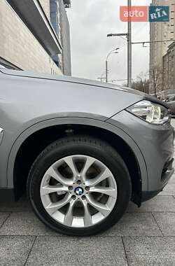 Внедорожник / Кроссовер BMW X5 2014 в 