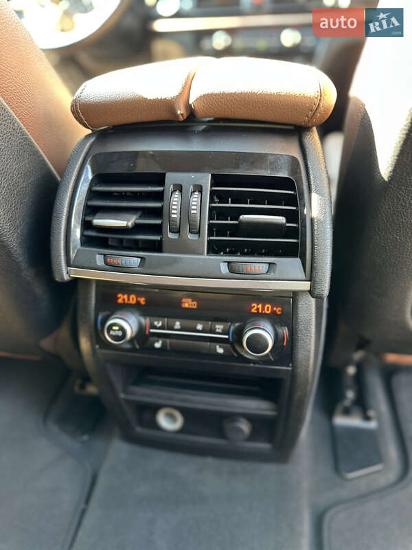 Внедорожник / Кроссовер BMW X5 2016 в Львове