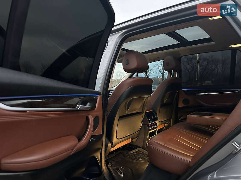 Позашляховик / Кросовер BMW X5 2015 в Львові