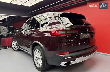 Внедорожник / Кроссовер BMW X5 2019 в 
