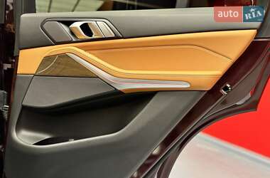 Внедорожник / Кроссовер BMW X5 2019 в 