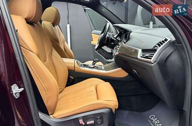 Внедорожник / Кроссовер BMW X5 2019 в 
