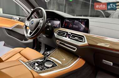 Внедорожник / Кроссовер BMW X5 2019 в 