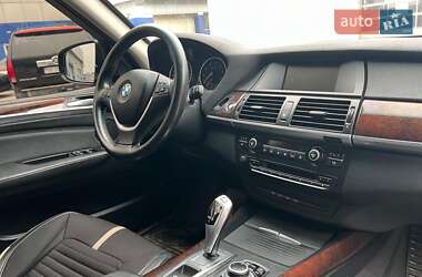 Внедорожник / Кроссовер BMW X5 2010 в 