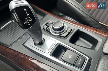 Внедорожник / Кроссовер BMW X5 2010 в 