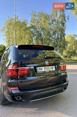 Внедорожник / Кроссовер BMW X5 2011 в 