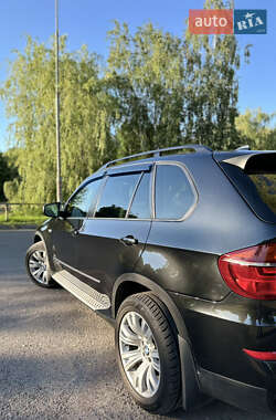 Внедорожник / Кроссовер BMW X5 2011 в 