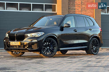 Позашляховик / Кросовер BMW X5 2019 в Чернівцях