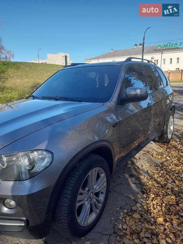 Внедорожник / Кроссовер BMW X5 2009 в Кременчуге