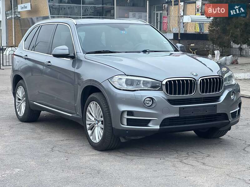Внедорожник / Кроссовер BMW X5 2016 в Запорожье