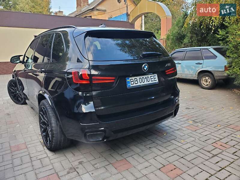 Позашляховик / Кросовер BMW X5 2014 в Дніпрі